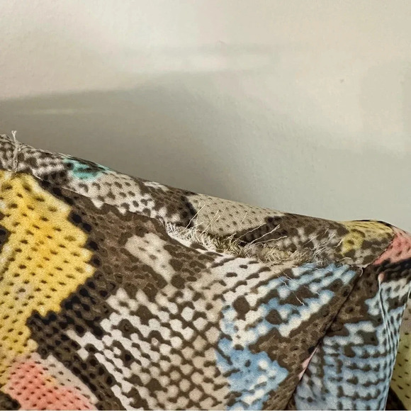 Peach Love California Snakeskin Short Sleeve Cutout Shorts Romper Sz M GUC - Picture 9 of 11